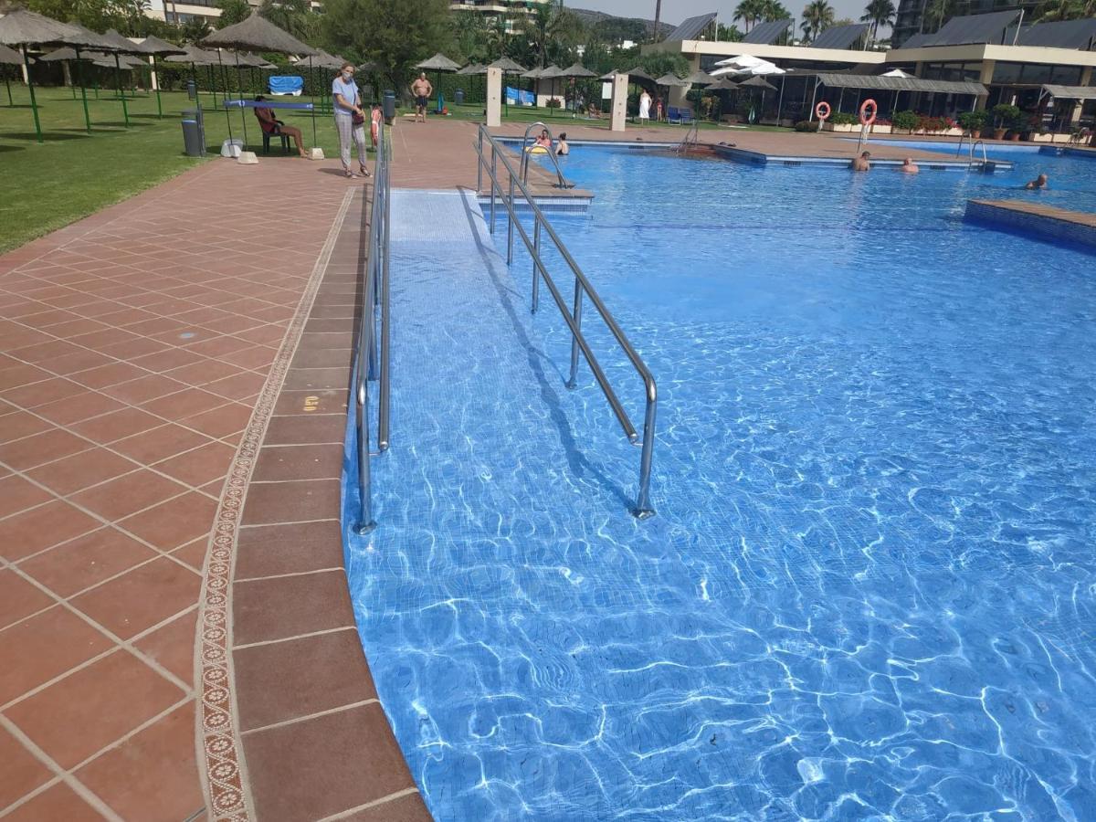 טורמולינוס Luxury House 110 M2 On The Beach, Pool, Parking מראה חיצוני תמונה
