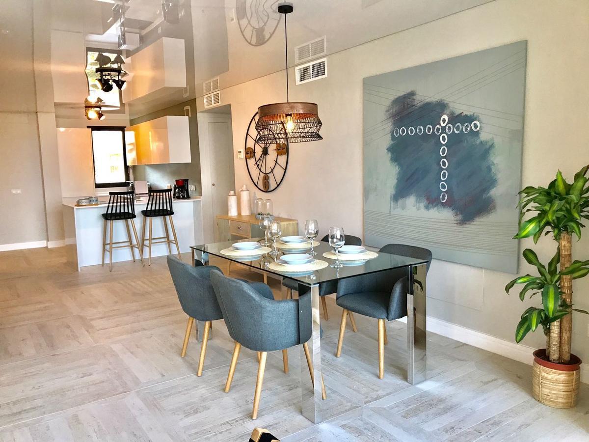 טורמולינוס Luxury House 110 M2 On The Beach, Pool, Parking מראה חיצוני תמונה